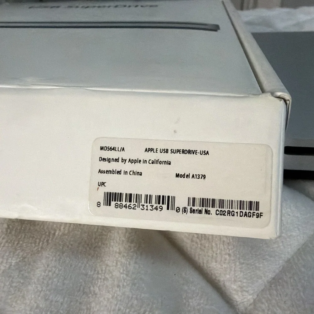 Apple USB SuperDrive A1379 MD564LL/A External CD DVD Drive for Mac - Sealed New